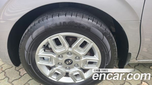 Hyundai Staria 2025, фото 5