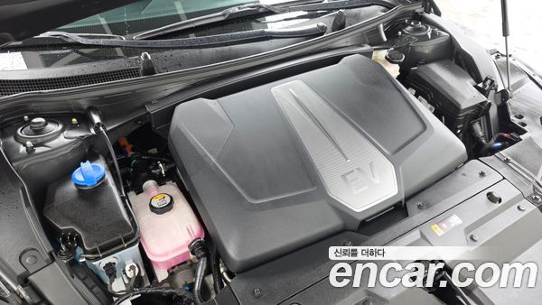 Kia EV6 2023, фото 6