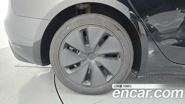 Tesla Model 3 2024, фото 5