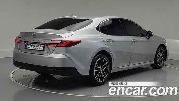 Toyota Camry 2026, фото 2