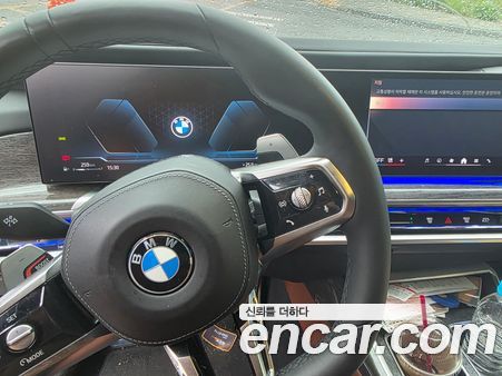 BMW 7 Series 2023, фото 6