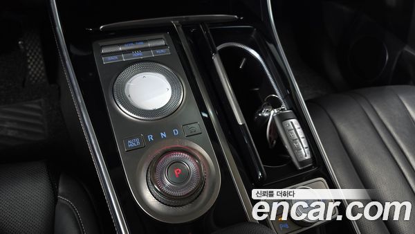 Genesis GV80 2020, фото 12