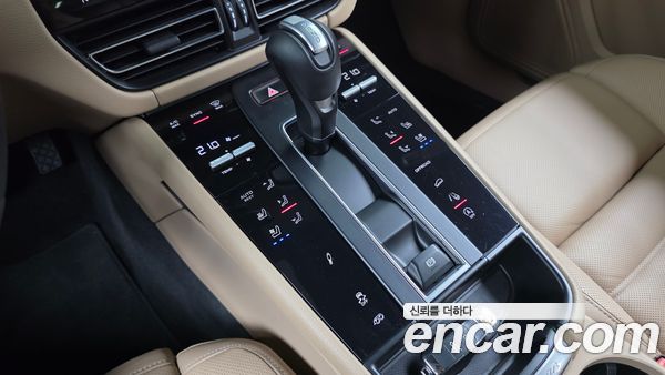 Porsche Macan 2023, фото 11