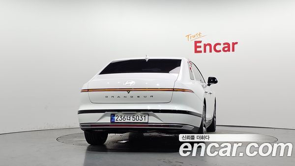 Hyundai Grandeur 2023, фото 4