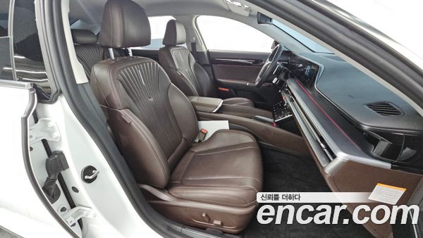 Hyundai Grandeur 2023, фото 16