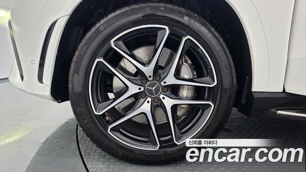 Mercedes-Benz GLE 2021, фото 5