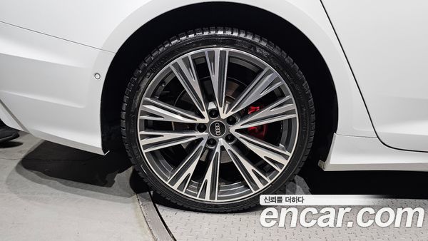 Audi A6 2023, фото 5