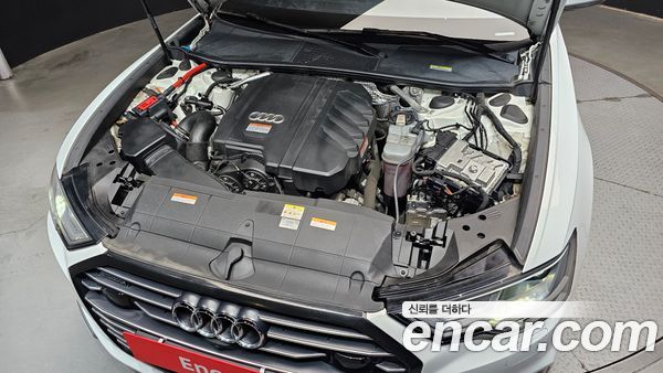 Audi A6 2023, фото 6