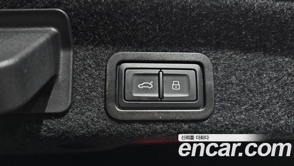 Audi A6 2023, фото 32