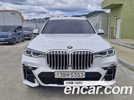 BMW X7 2021