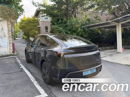 Tesla Model Y 2025, фото 7