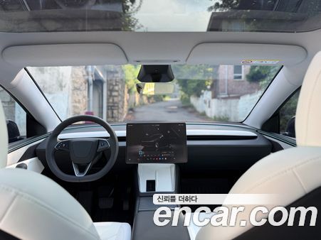 Tesla Model Y 2025, фото 11