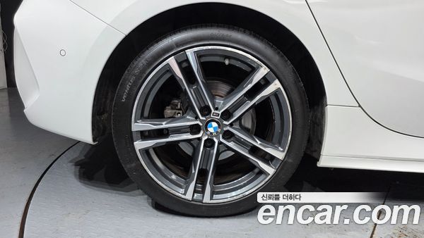 BMW 1 Series 2021, фото 5