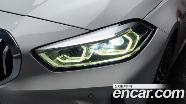 BMW 1 Series 2021, фото 8