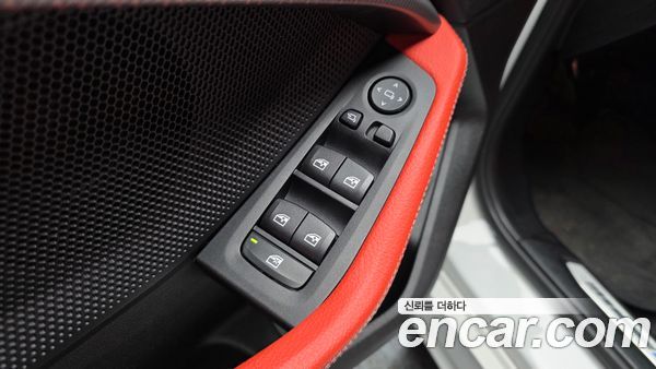 BMW 1 Series 2021, фото 29