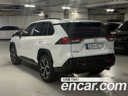 Toyota RAV4 2025, фото 6