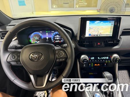 Toyota RAV4 2025, фото 7