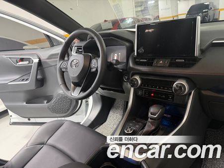 Toyota RAV4 2025, фото 14