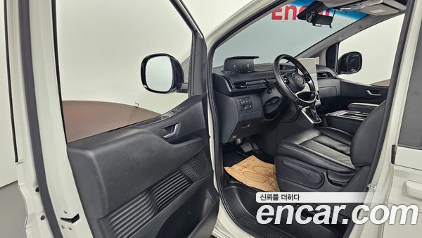 Hyundai Staria 2022, фото 10
