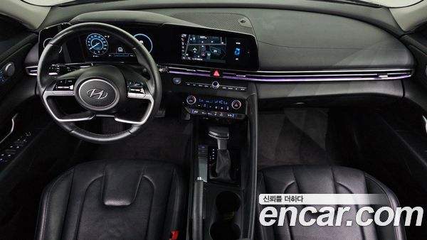 Hyundai Elantra 2023, фото 7