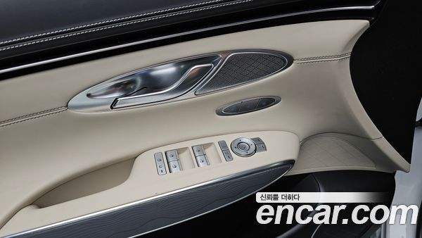 Genesis GV70 2024, фото 19