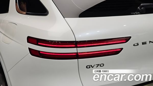 Genesis GV70 2024, фото 8
