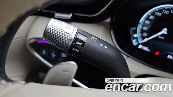 Genesis GV70 2024, фото 28