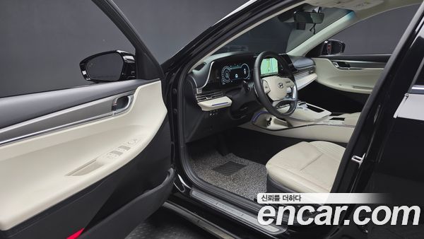 Hyundai Grandeur 2023, фото 13