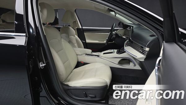 Hyundai Grandeur 2023, фото 17
