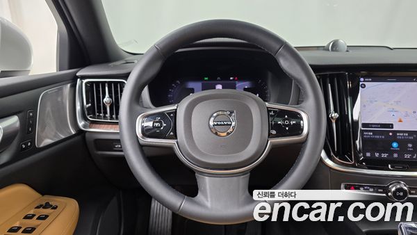 Volvo V60 2024, фото 18