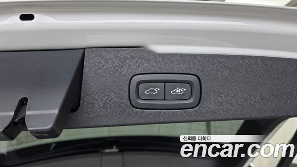 Volvo V60 2024, фото 30