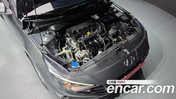 Hyundai Elantra 2022, фото 6