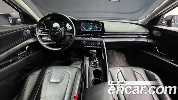 Hyundai Elantra 2022, фото 10