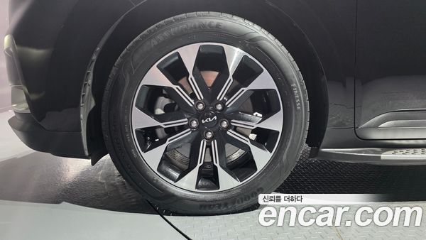 Kia Carnival 2023, фото 5