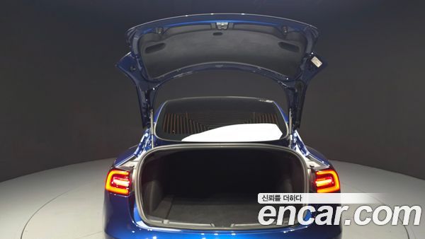 Tesla Model 3 2020, фото 32
