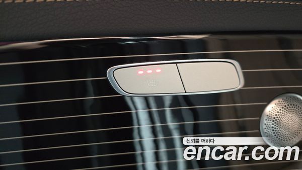 Mercedes-Benz E-Class 2021, фото 31