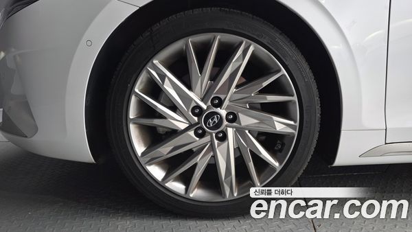 Hyundai Grandeur 2022, фото 5