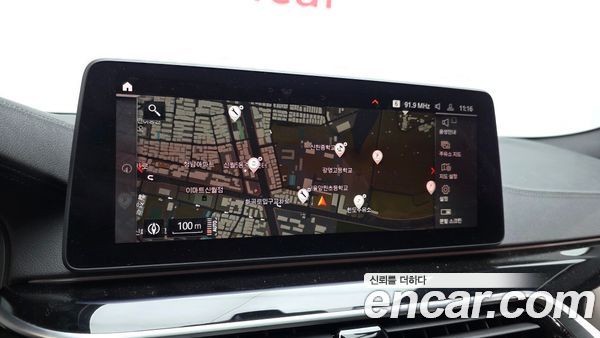 BMW 5 Series 2022, фото 14