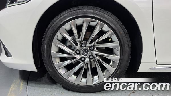 Lexus ES 2026, фото 5