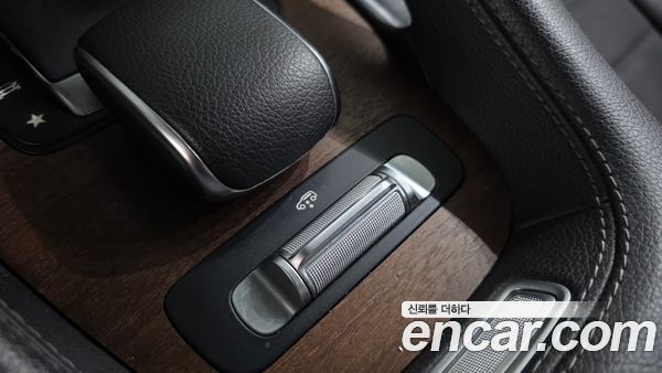 Mercedes-Benz GLS 2020, фото 15