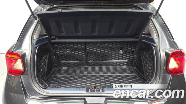 Hyundai Venue 2020, фото 26