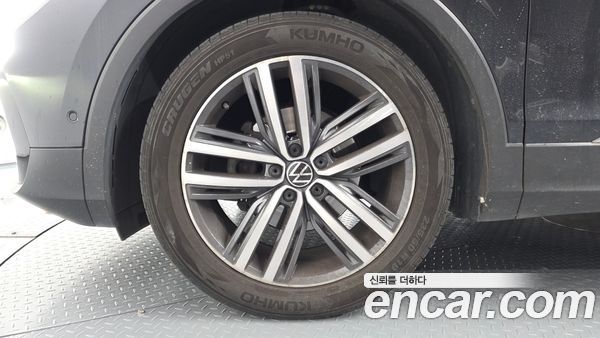 Volkswagen Tiguan 2021, фото 5