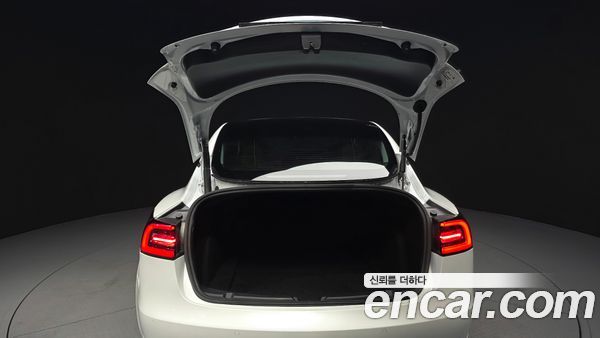 Tesla Model 3 2021, фото 32