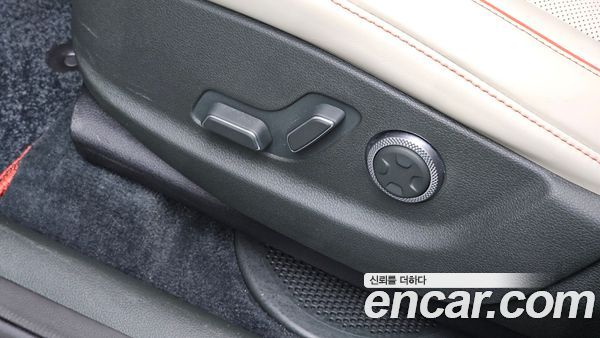 Genesis GV80 2025, фото 28