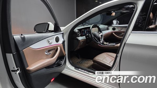 Mercedes-Benz E-Class 2021, фото 13