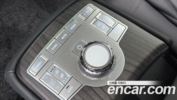 Genesis G80 2025, фото 31