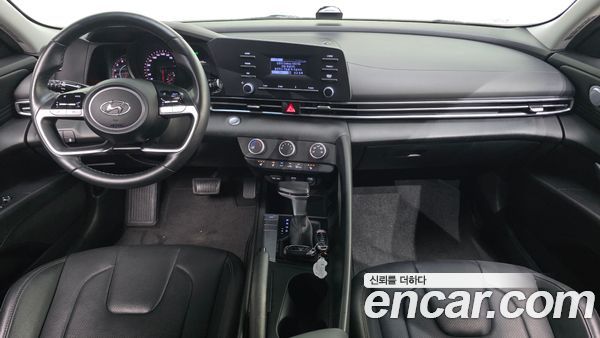Hyundai Elantra 2022, фото 7