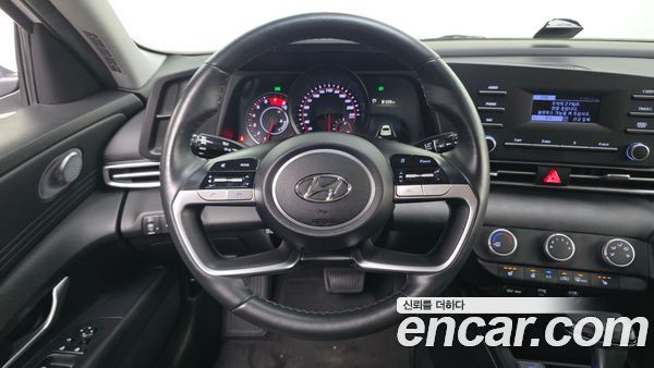 Hyundai Elantra 2022, фото 14