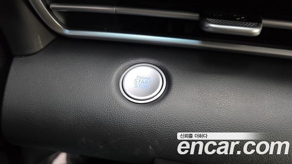 Hyundai Elantra 2022, фото 18