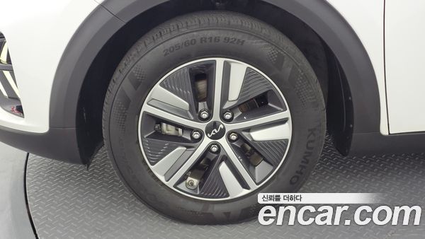 Kia Niro 2022, фото 5